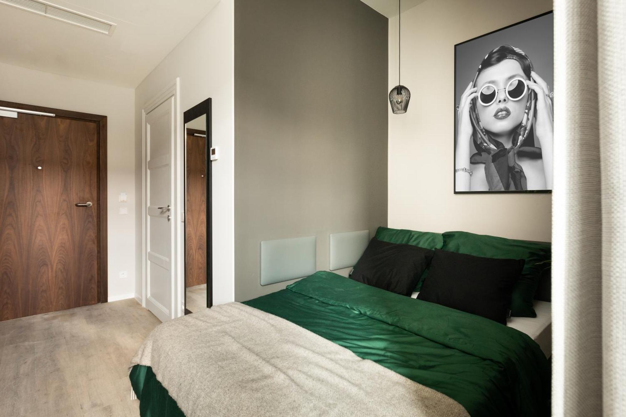 Milestone Center Urban Living Hotel apartamentowy